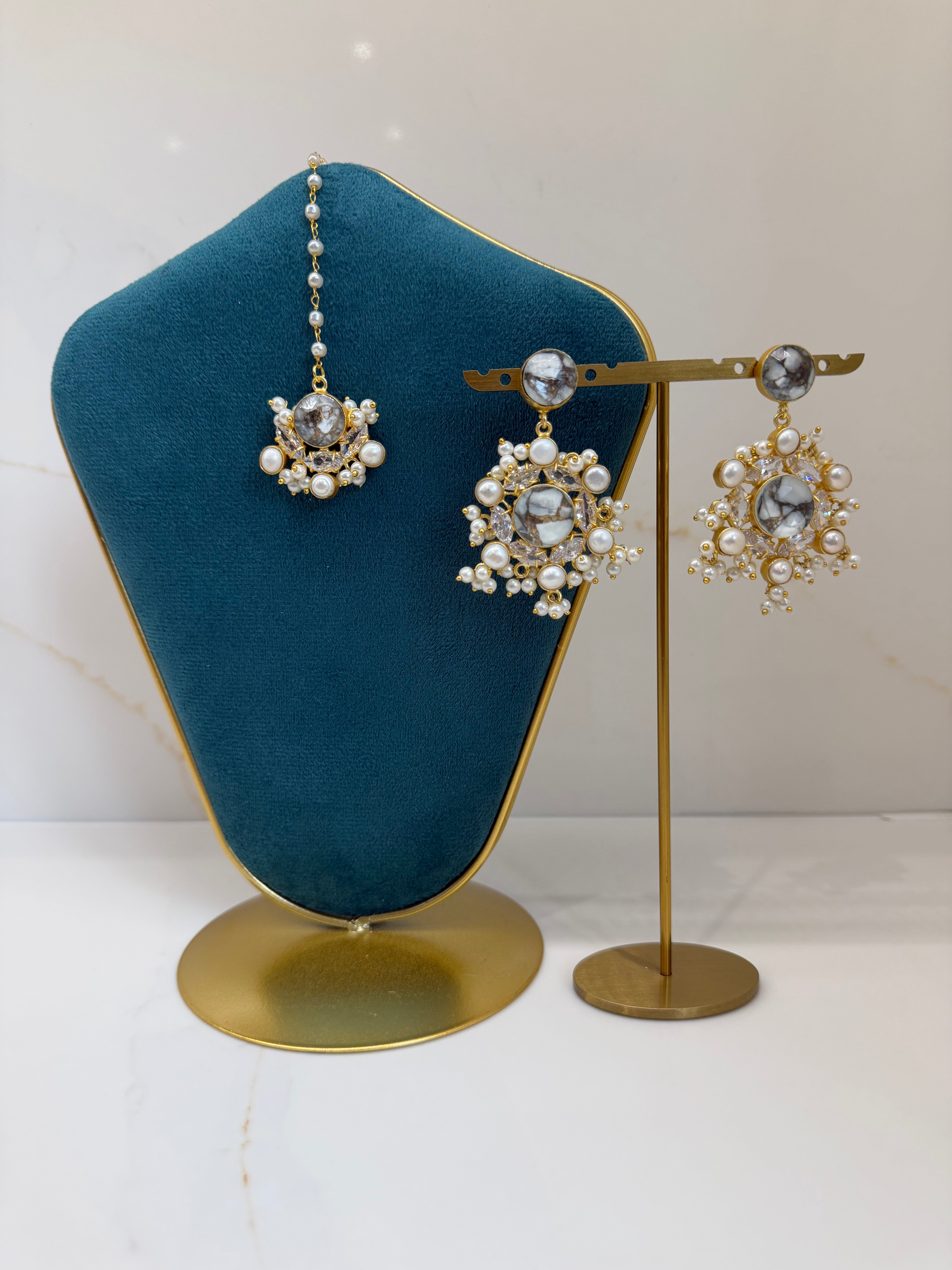 Heer marble tikka set
